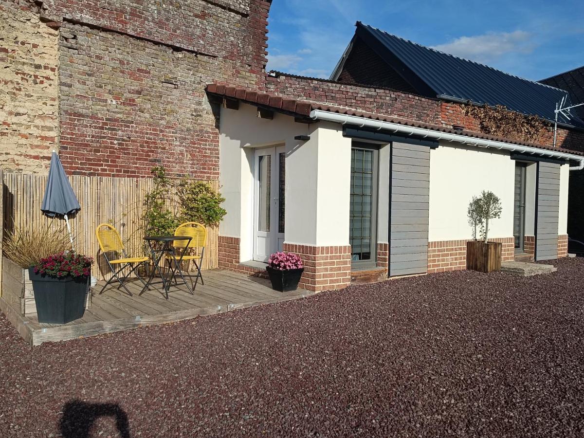 Le Cabanon Appartement Meneslies Buitenkant foto